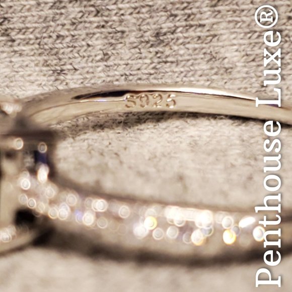 SOLID 925 Sterling Silver Blue Topaz Ring - Picture 4 of 6